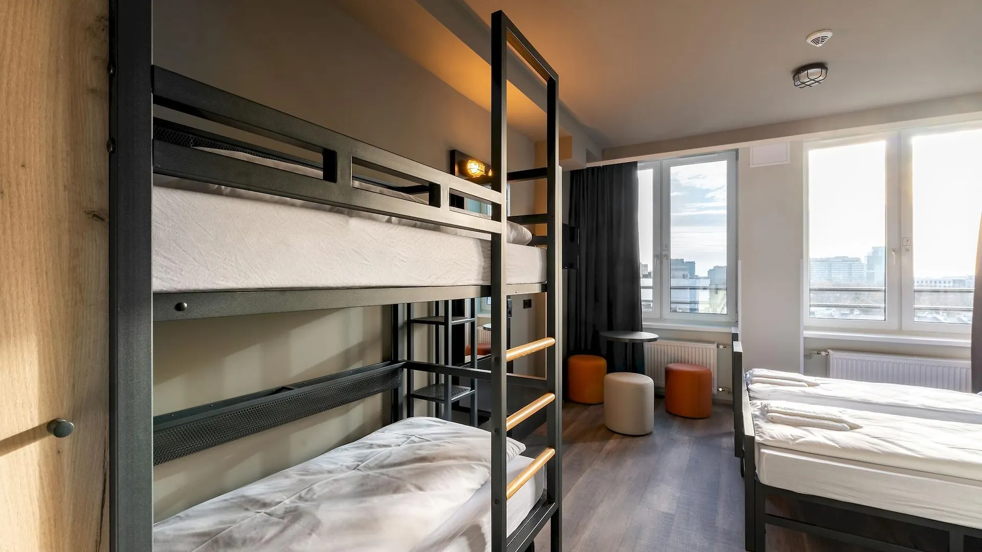 A&O Koeln Dom Hotel 2*, Cologne
