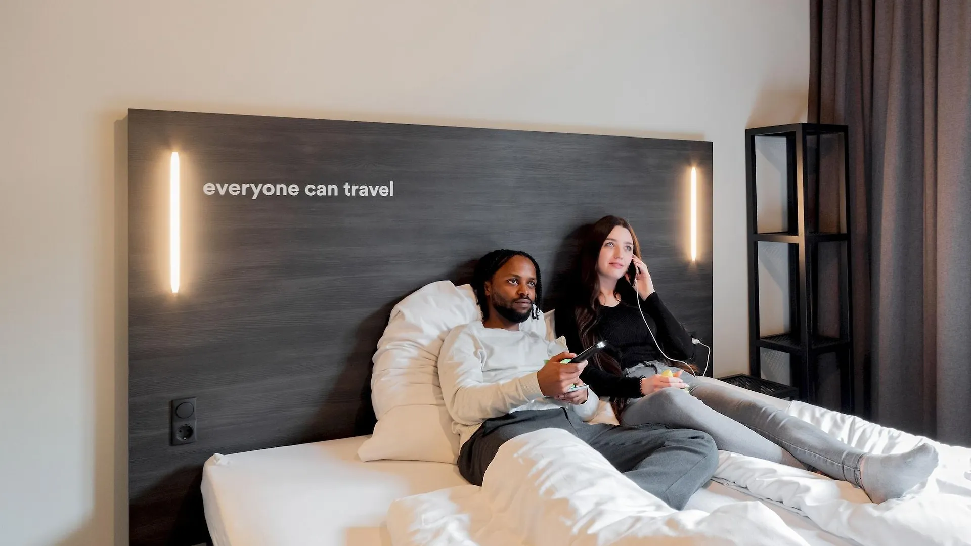 A&O Koeln Dom Otel