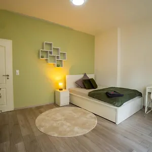 https://city-zimmer-the-station-direkt-an-der-messe-bremen.hotelsinbremen.net