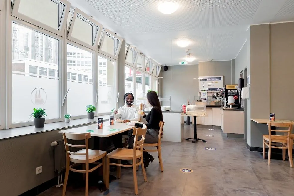 A&O Koeln Dom Hotel