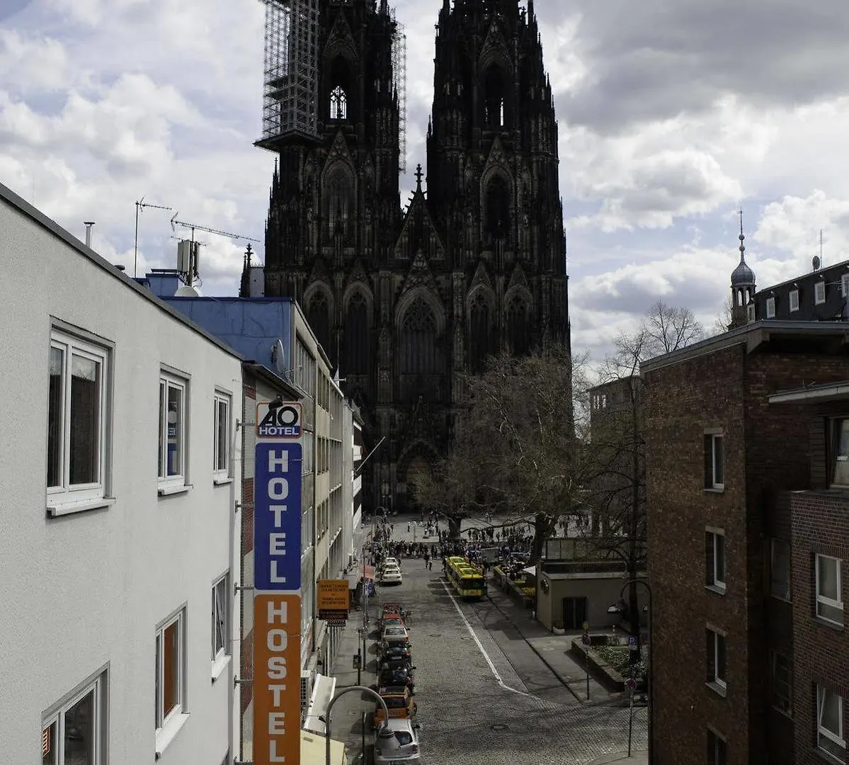 A&O Koeln Dom Hotel